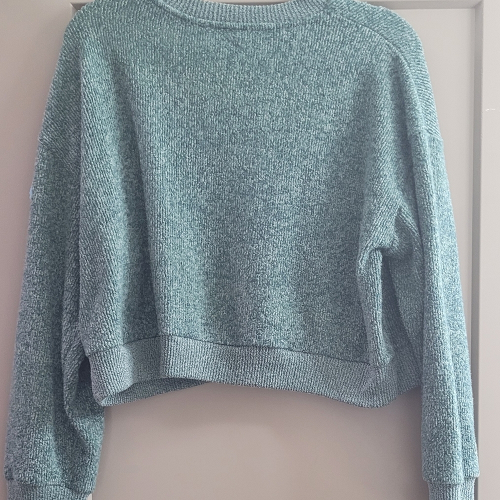 Zara | Crop Sweater | Medium - Picture 2 of 3